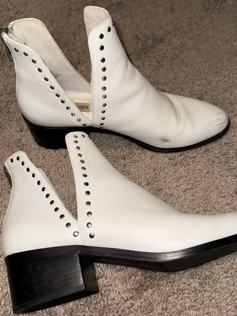 Steve Madden White Leather Ankle Boots with Silver Studs